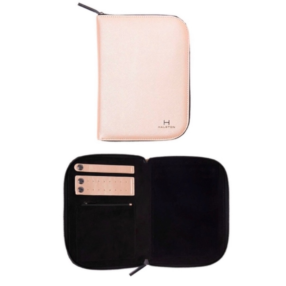 H Halston Travel Jewelry Portfolio Zip Close
Case Rose Gold